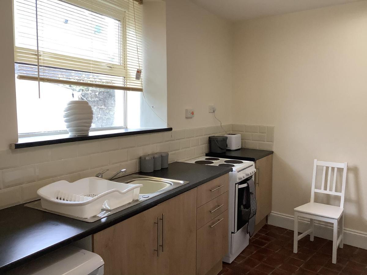 1 - Bed Ground Floor Apartment 텐비 외부 사진