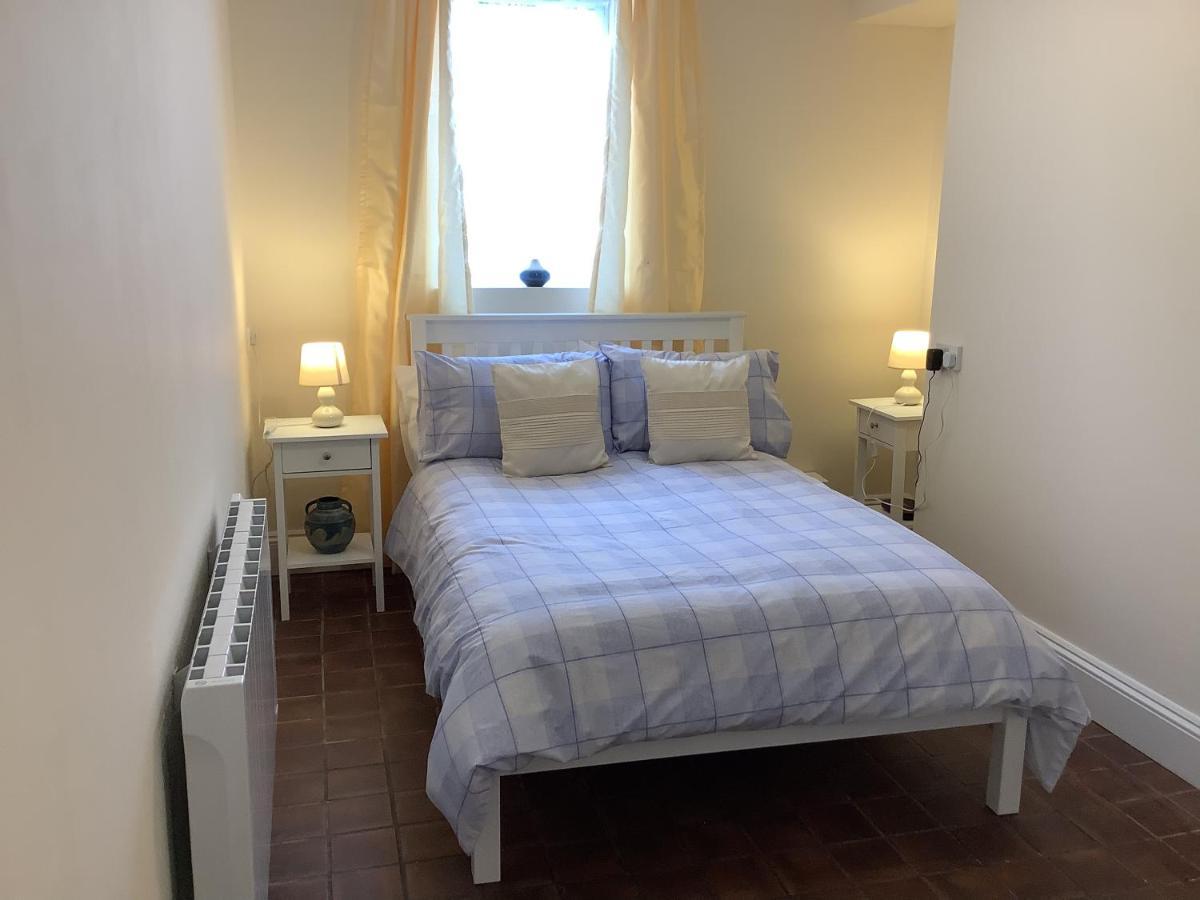 1 - Bed Ground Floor Apartment 텐비 외부 사진